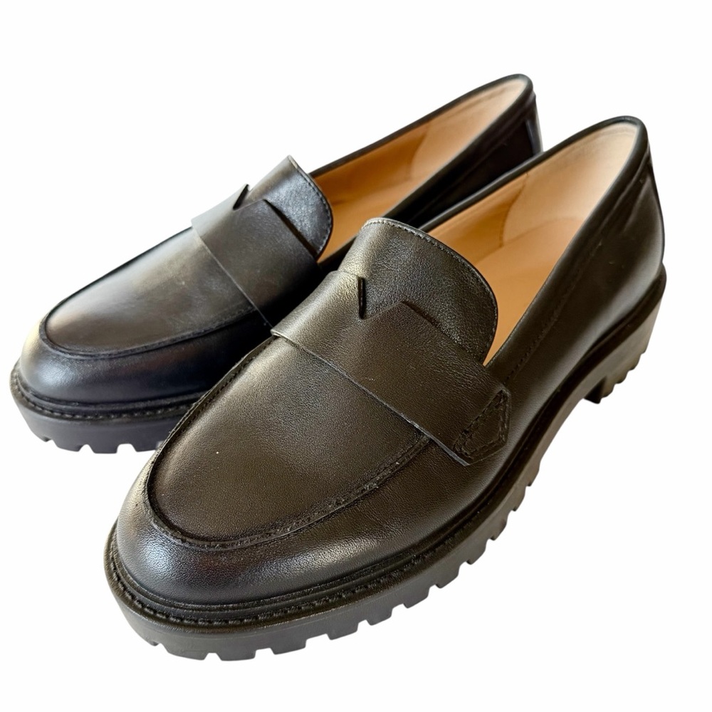 Banana Republic Shoes Women 8 Black Leather Lug Sole Loafers Vee Strap 754548-01